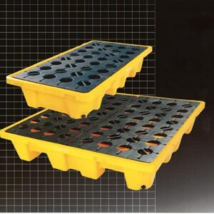 Spill-proof plastic oil tray